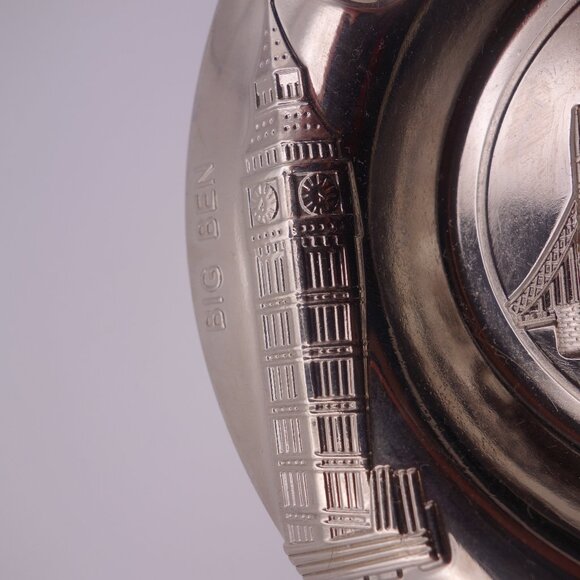 London Tower Bridge Big Ben Nelson's Column Metal Ash Tray - Picture 5 of 11